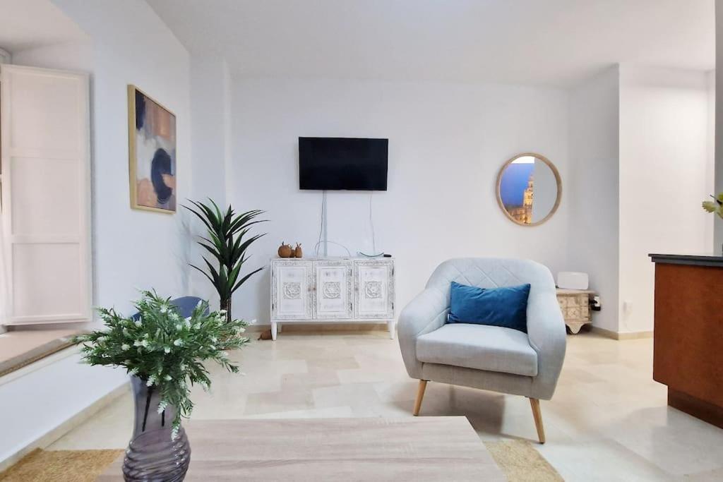 Precioso En Santa Cruz Lirio Bajo Appartement Sevilla Buitenkant foto