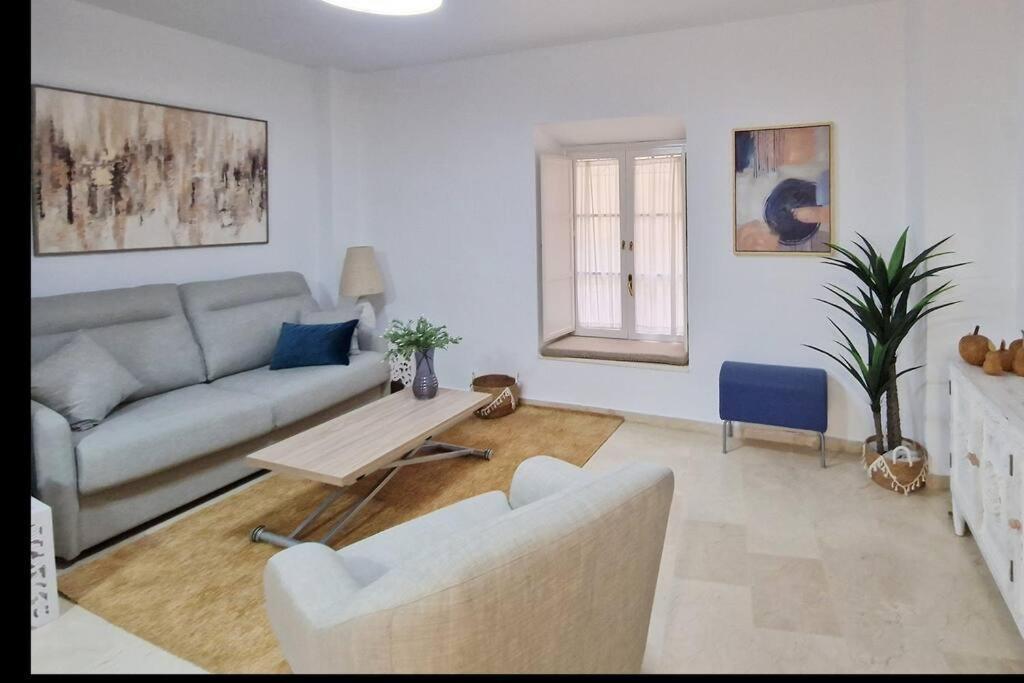 Precioso En Santa Cruz Lirio Bajo Appartement Sevilla Buitenkant foto