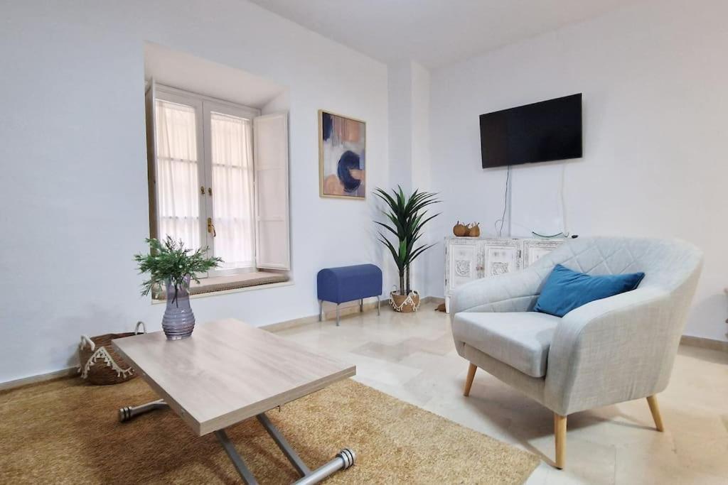 Precioso En Santa Cruz Lirio Bajo Appartement Sevilla Buitenkant foto